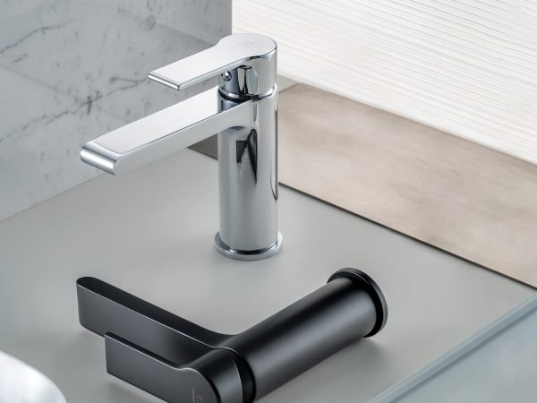Miscelatore lavabo monoforo colore cromo serie Why Not - IB