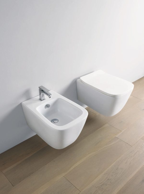 Bidet e vaso sospeso colore bianco serie a16 artceram
