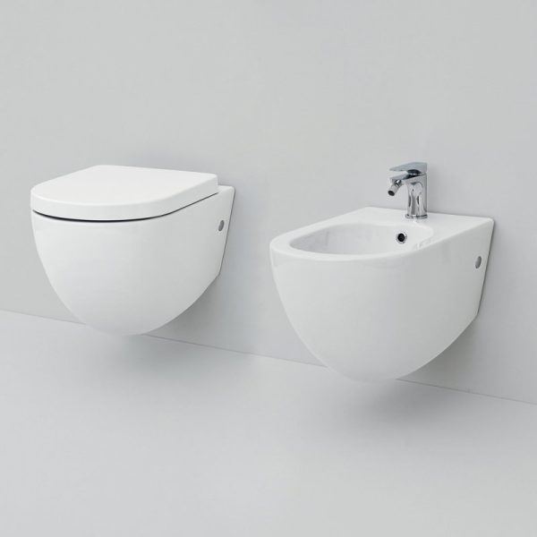 Bidet e vaso sospeso colore bianco serie FILE 2.0 art ceram